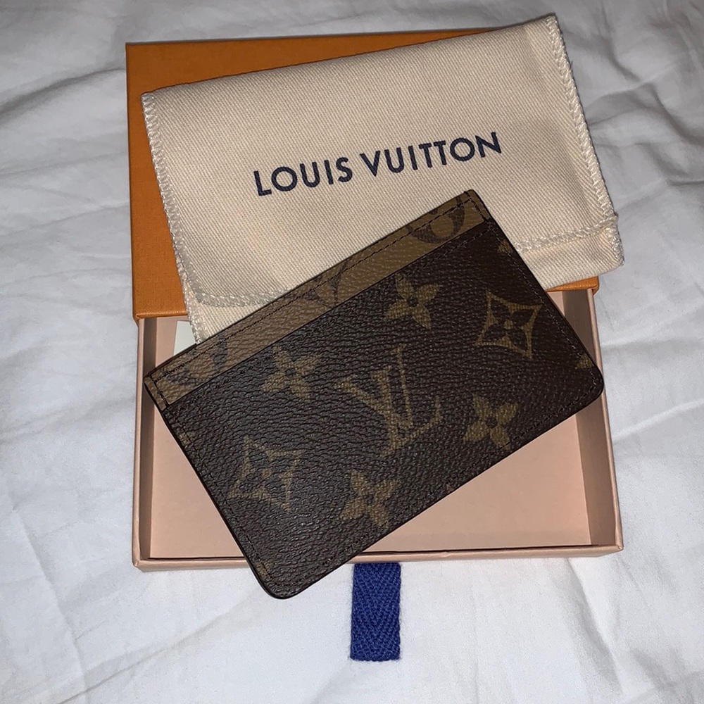 LOUIS VUITTON Reverse Monogram Card Holder
